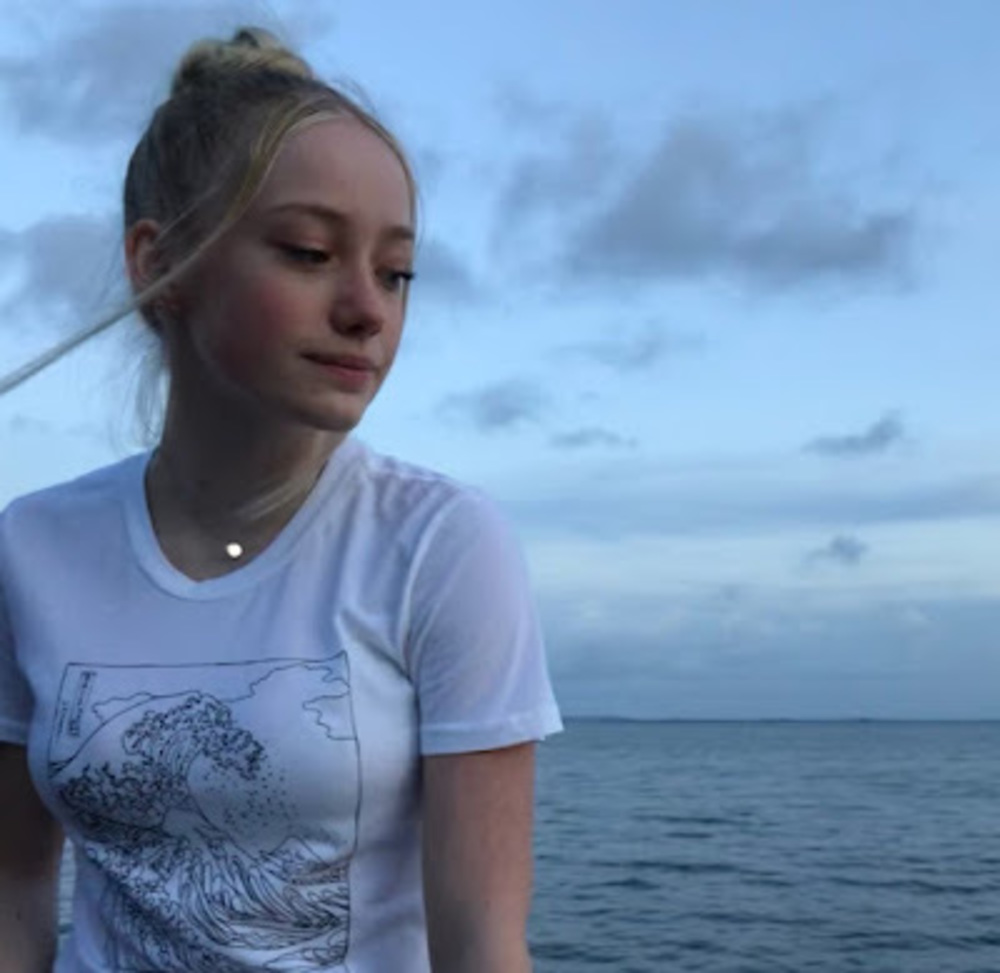 Meet your Posher, Sierra-loren